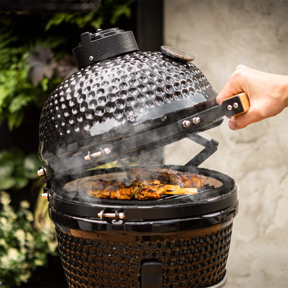 BluMill Kamado BBQ Egg - Kamado 13 Inch - Incl. Vlees Thermometer - Houtskoolbarbecues - Zwart - Ø 27cm - Afbeelding 11