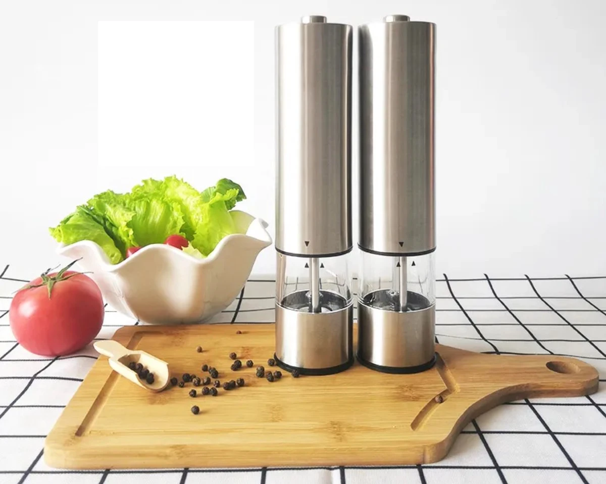 MD-Goods ® Elektrische Peper En Zoutmolen Set - Pepermolen - RVS - Cadeau - Restaurant Kwaliteit - Afbeelding 4